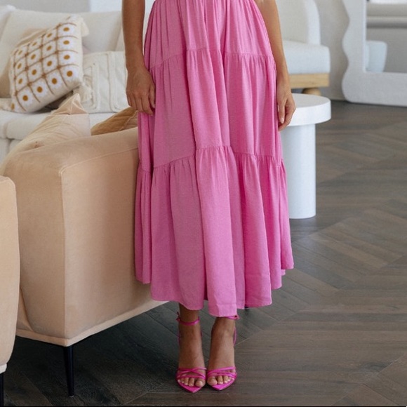 Hot pink dress - Picture 2 of 4